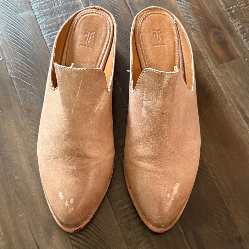 Frye Tan Leather Slip-On Mule with Embossed Logo